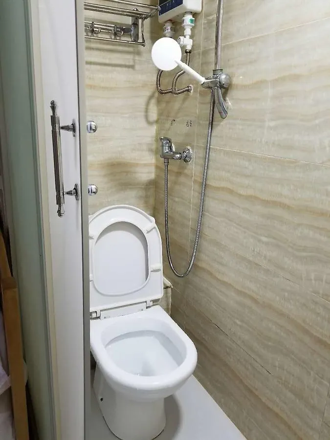 Kam Wai Hotel 香港