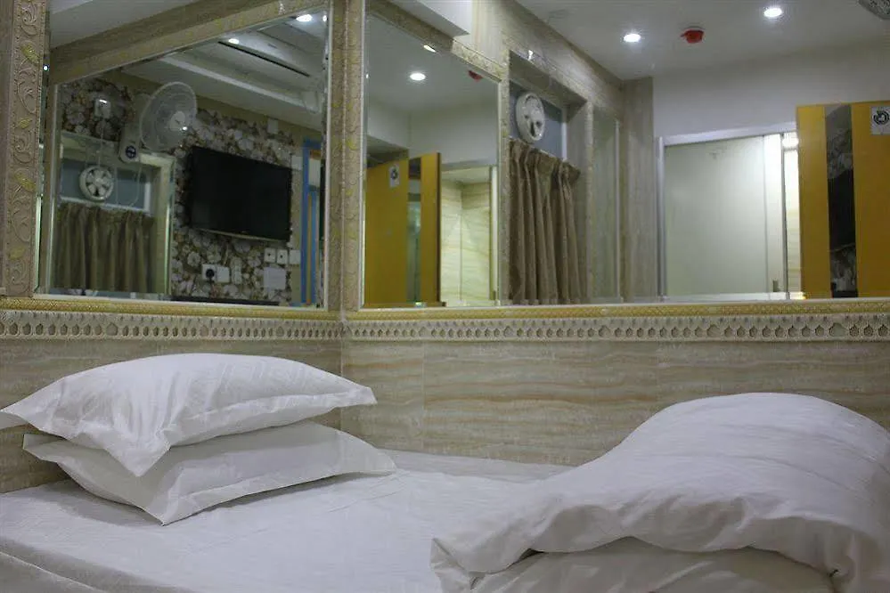 Kam Wai Hotel 香港 ゲストハウス